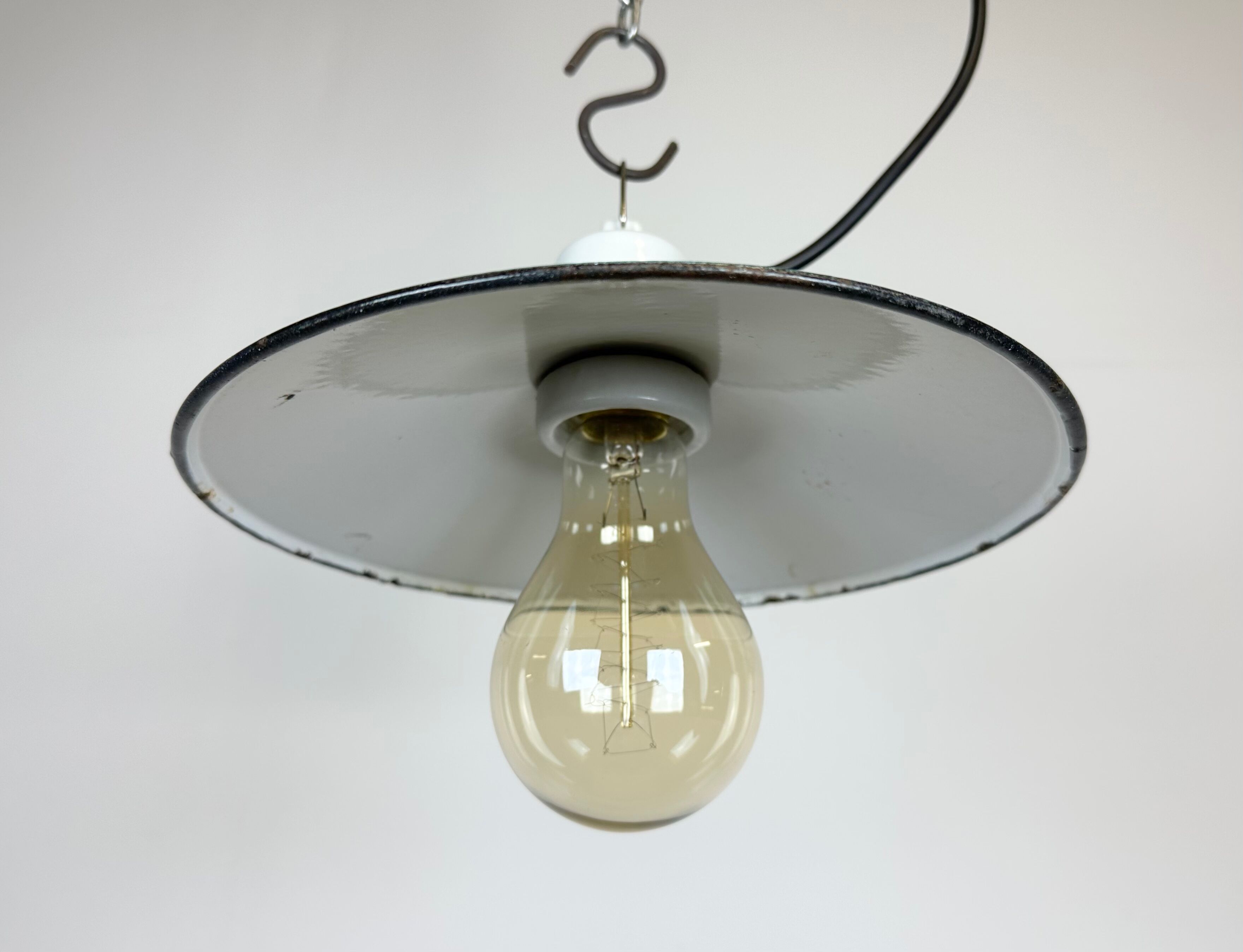 Industrial green enamel pendant light, 1970s