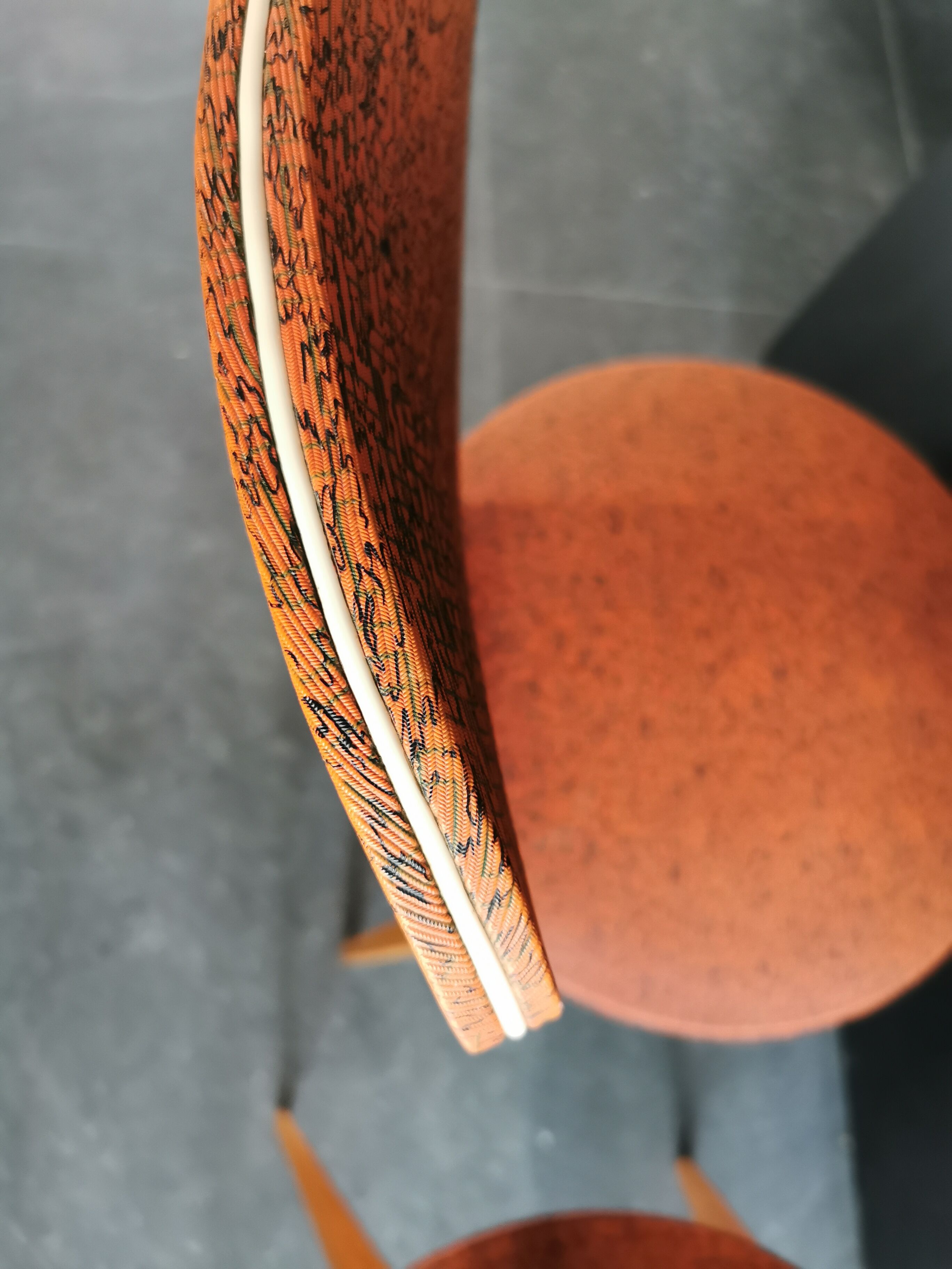 Set of 2 design chair pair