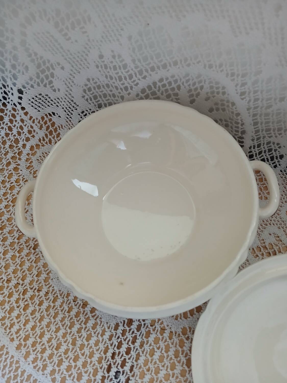Longwy "Old Moustier" soup tureen