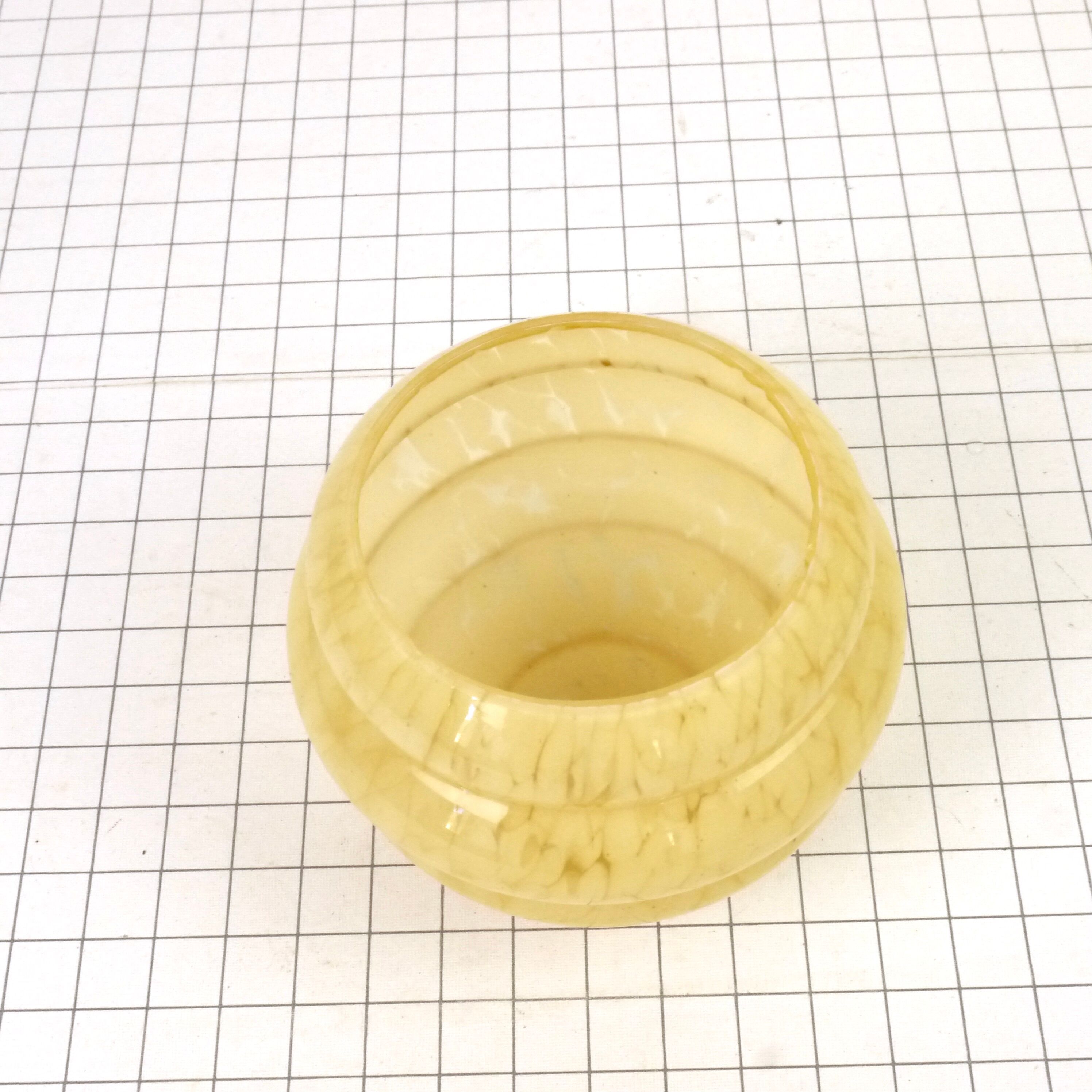 Round yellow Clichy glass lampshade