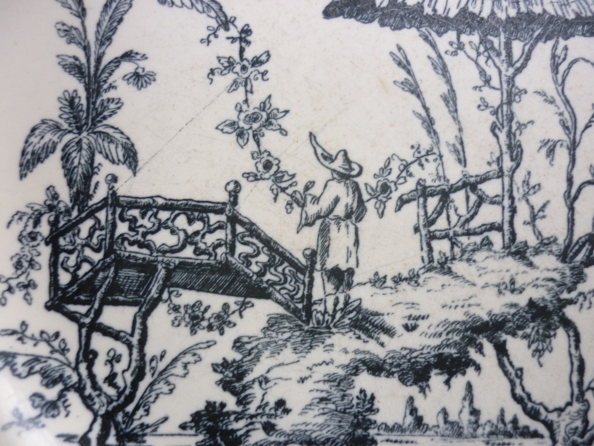 Set of 6 antique earthenware plates with blue and white decoration