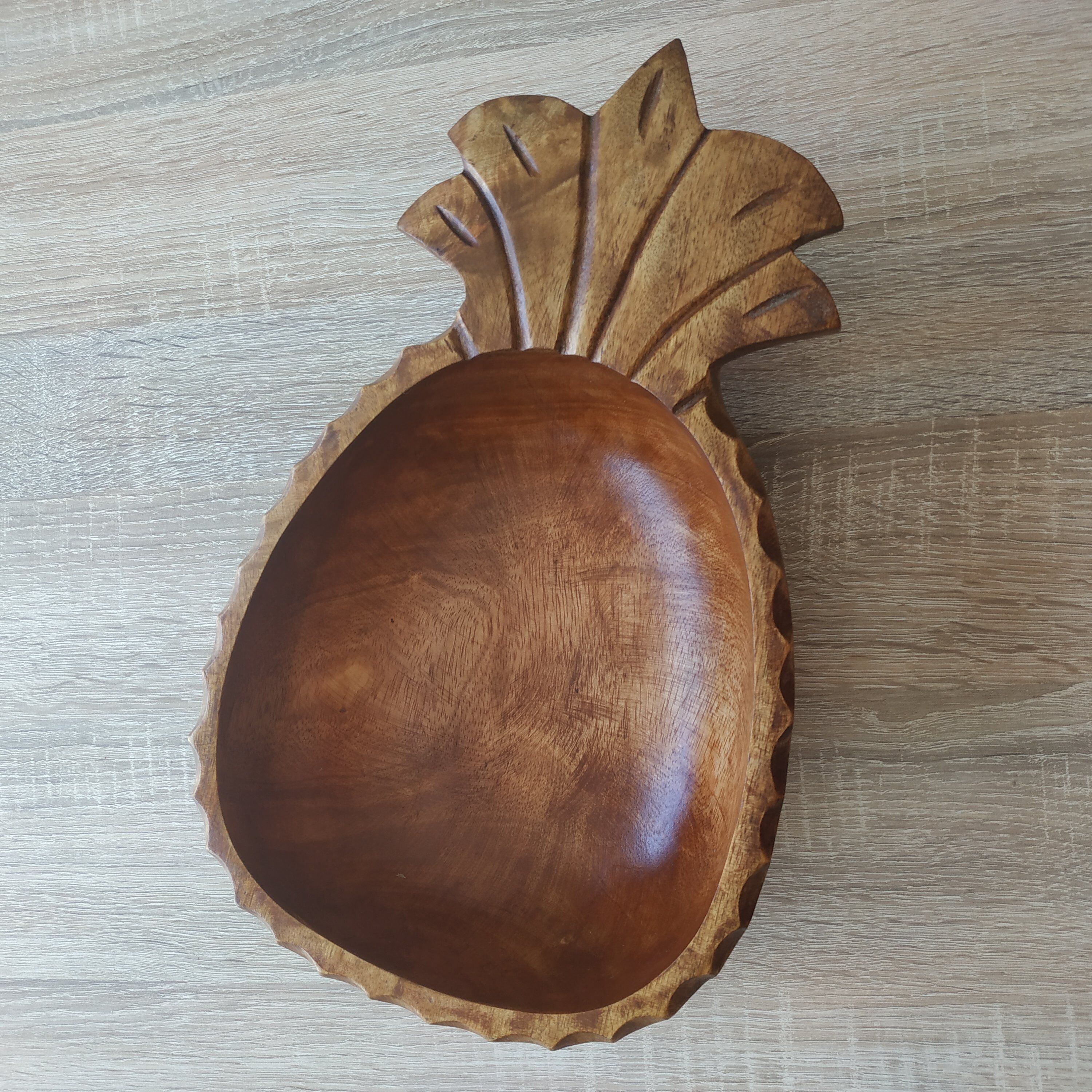 Carved wooden pineapple bowl
