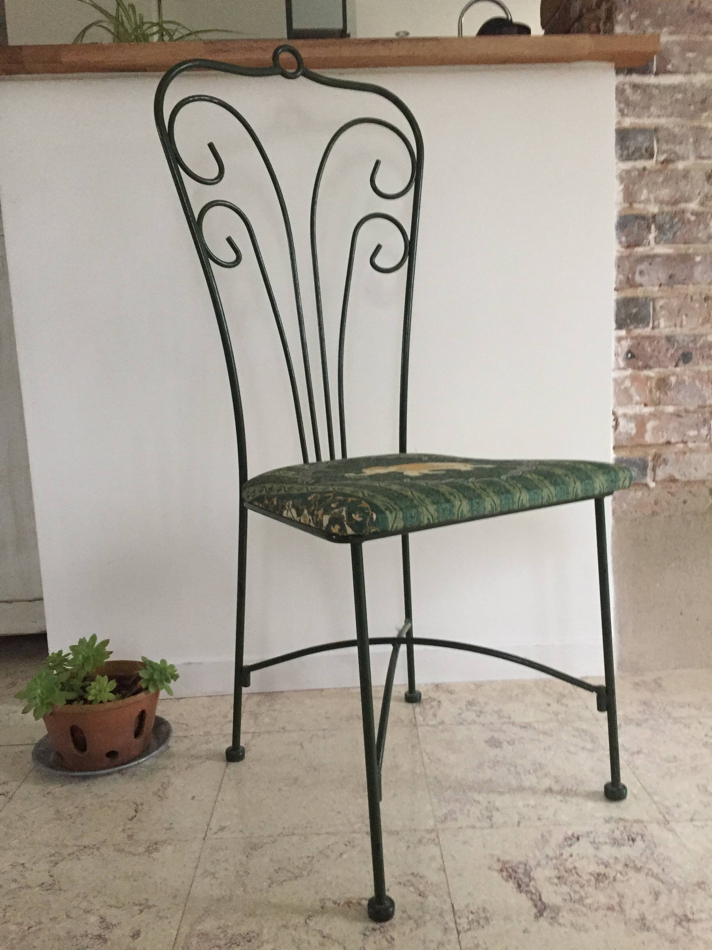 Chaise de jardin fonte d'acier vintage