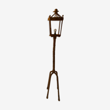 Lampadaire en corde