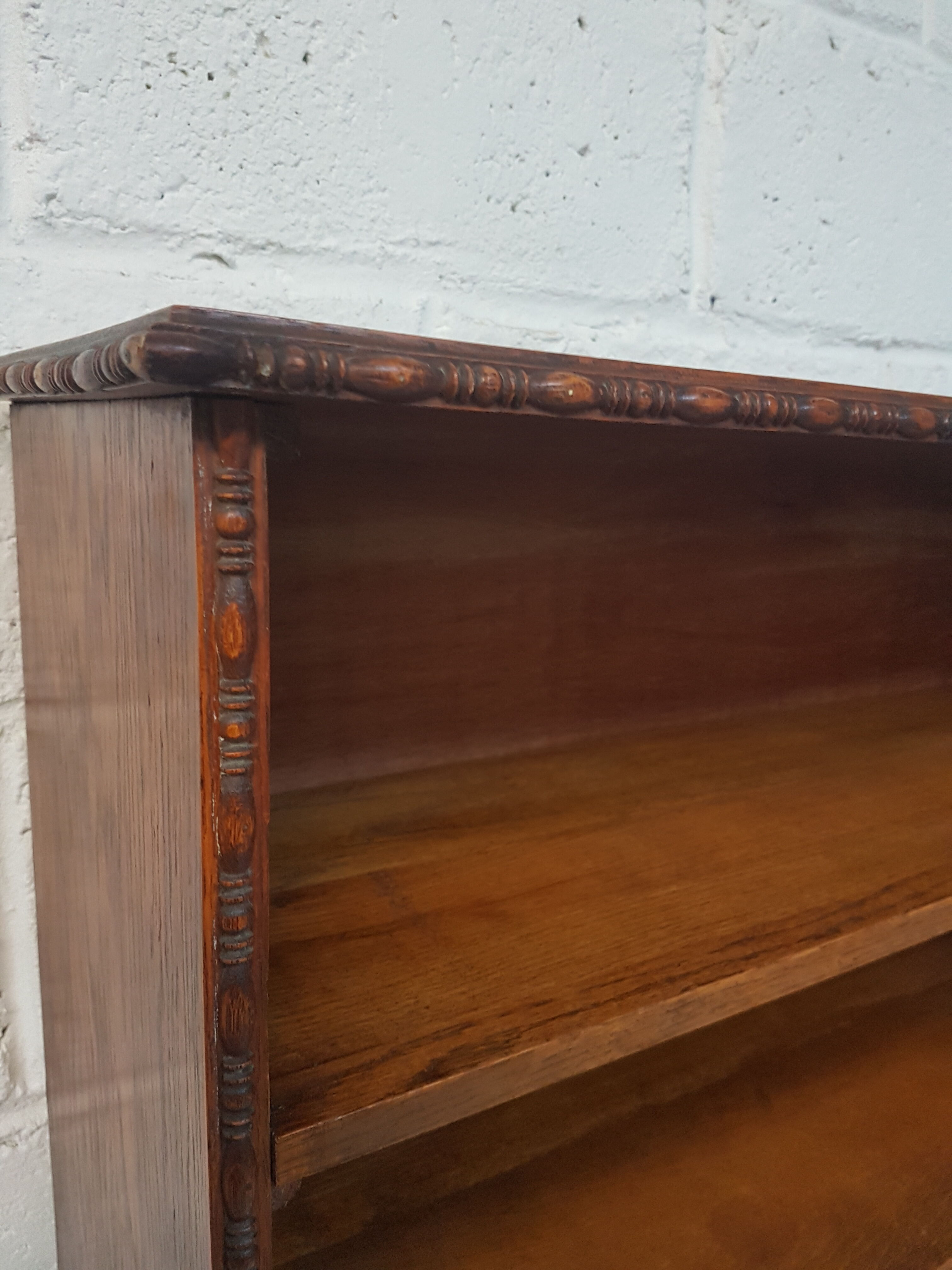 Library shelf