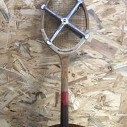 Old tennis racket Slazenger wood metal protection zephyr vintage