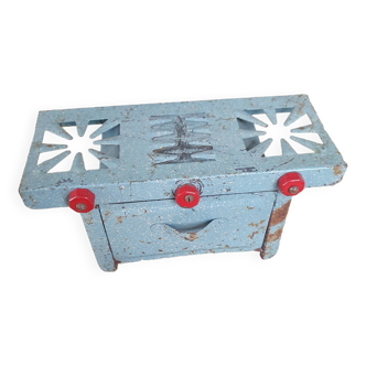 Miniature metal gas stove, (toy from the 1950s)