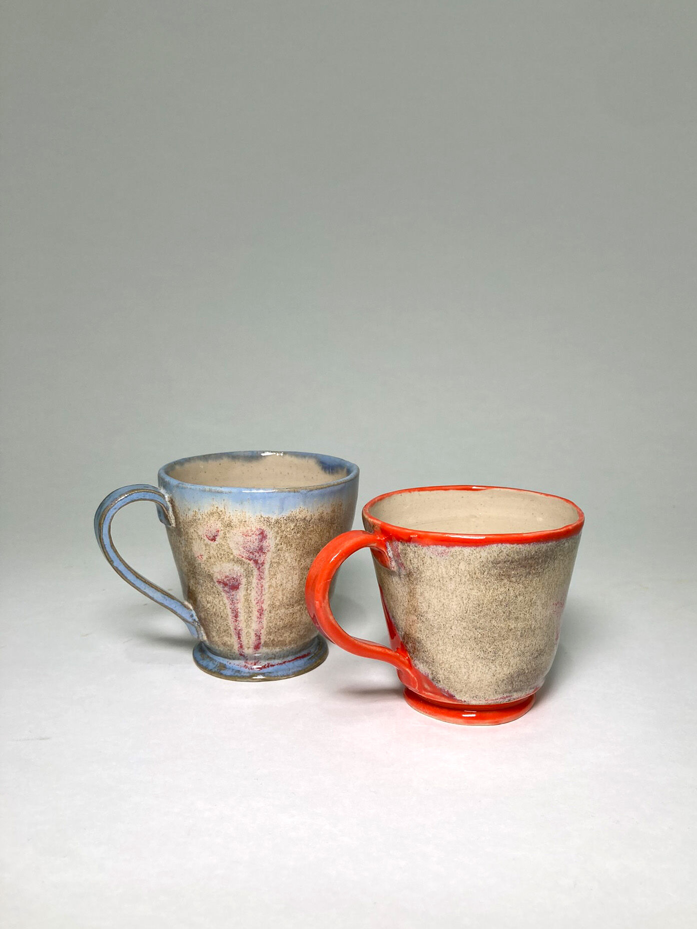 Set of two cups