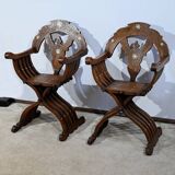 Paire de Fauteuils Syriens Savonarole en Noyer – Fin XIXe