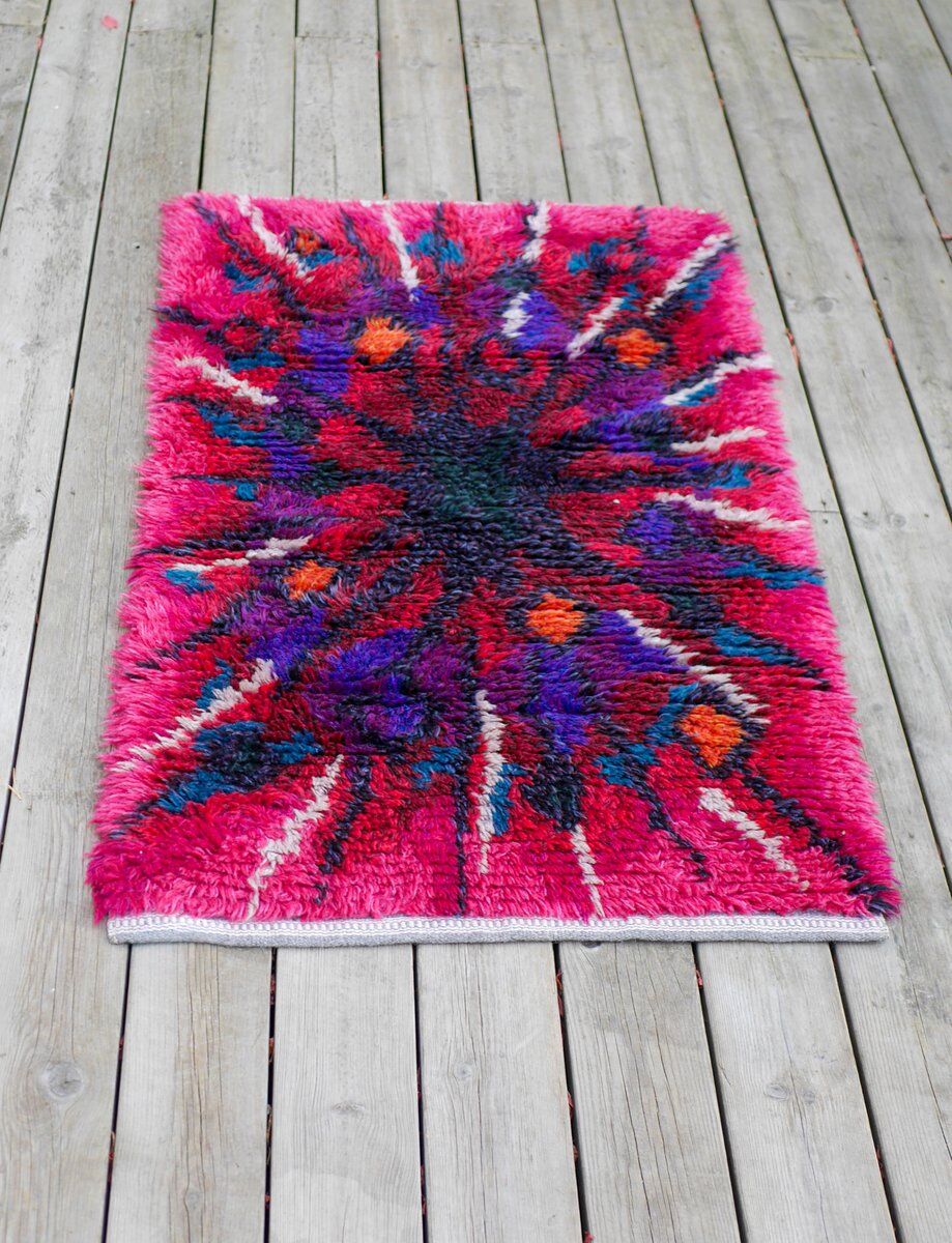Swedish Tibetan Rya rug with flower by Jagarz for Rya
