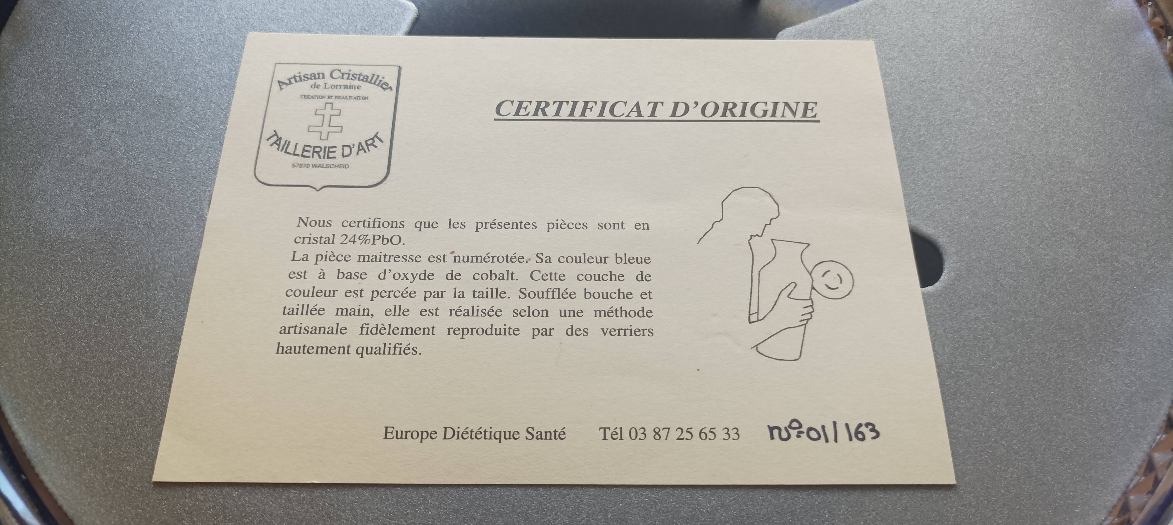 Champagne cellar in blue crystal from Lorraine