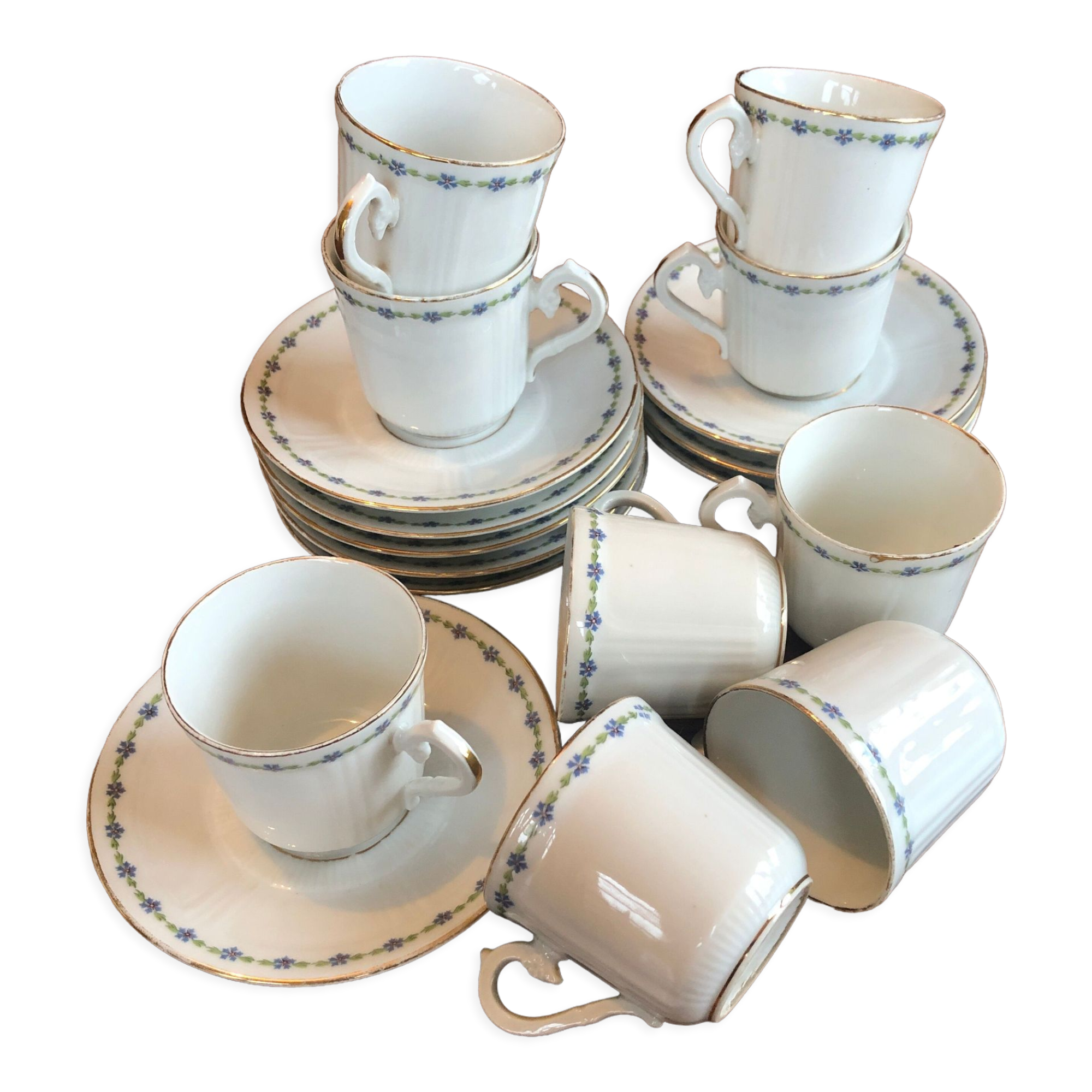 Set of 9 cups and old saucers from Limoges