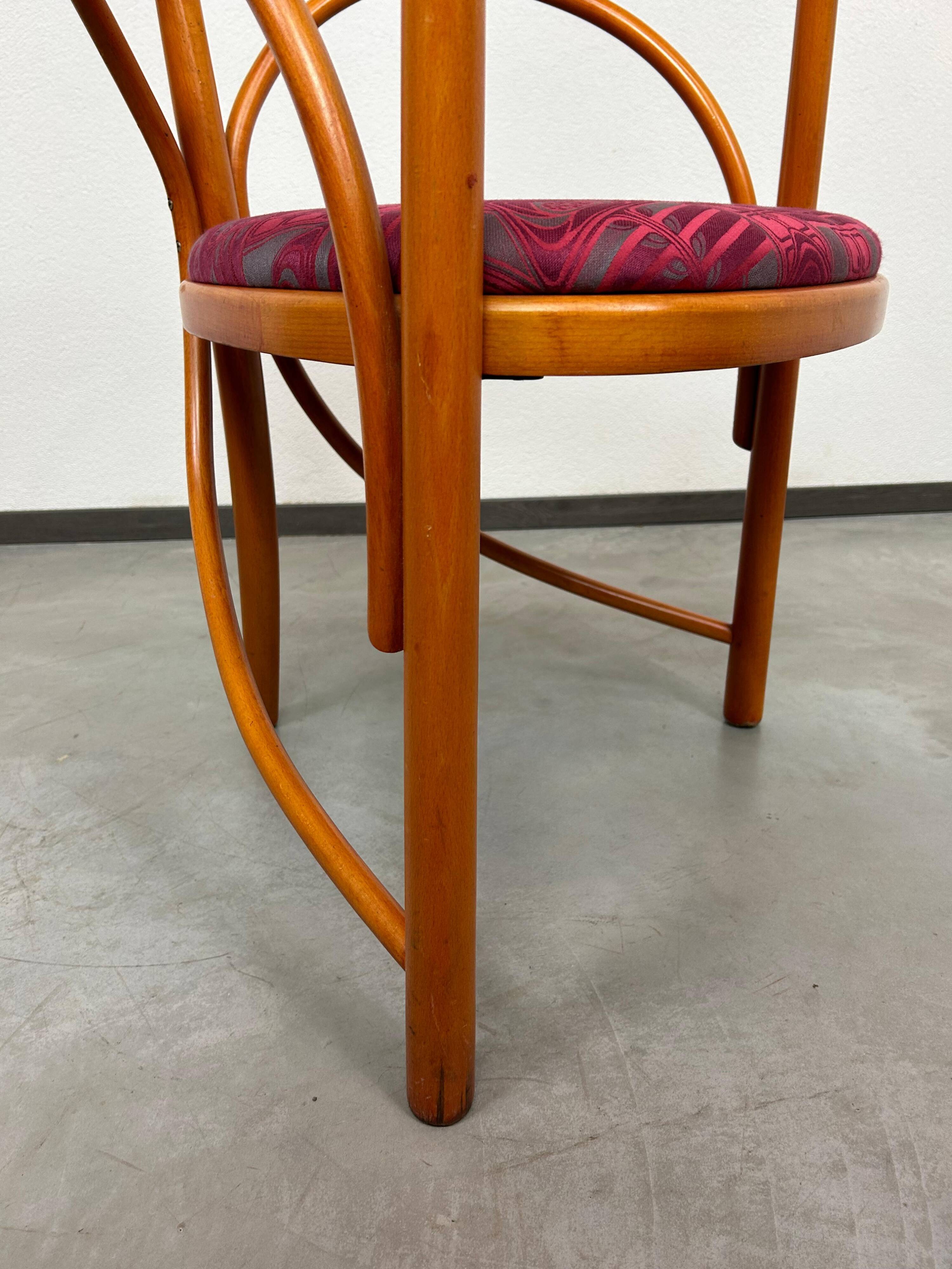 Tripod chairs Secession No. 81 by Thonet