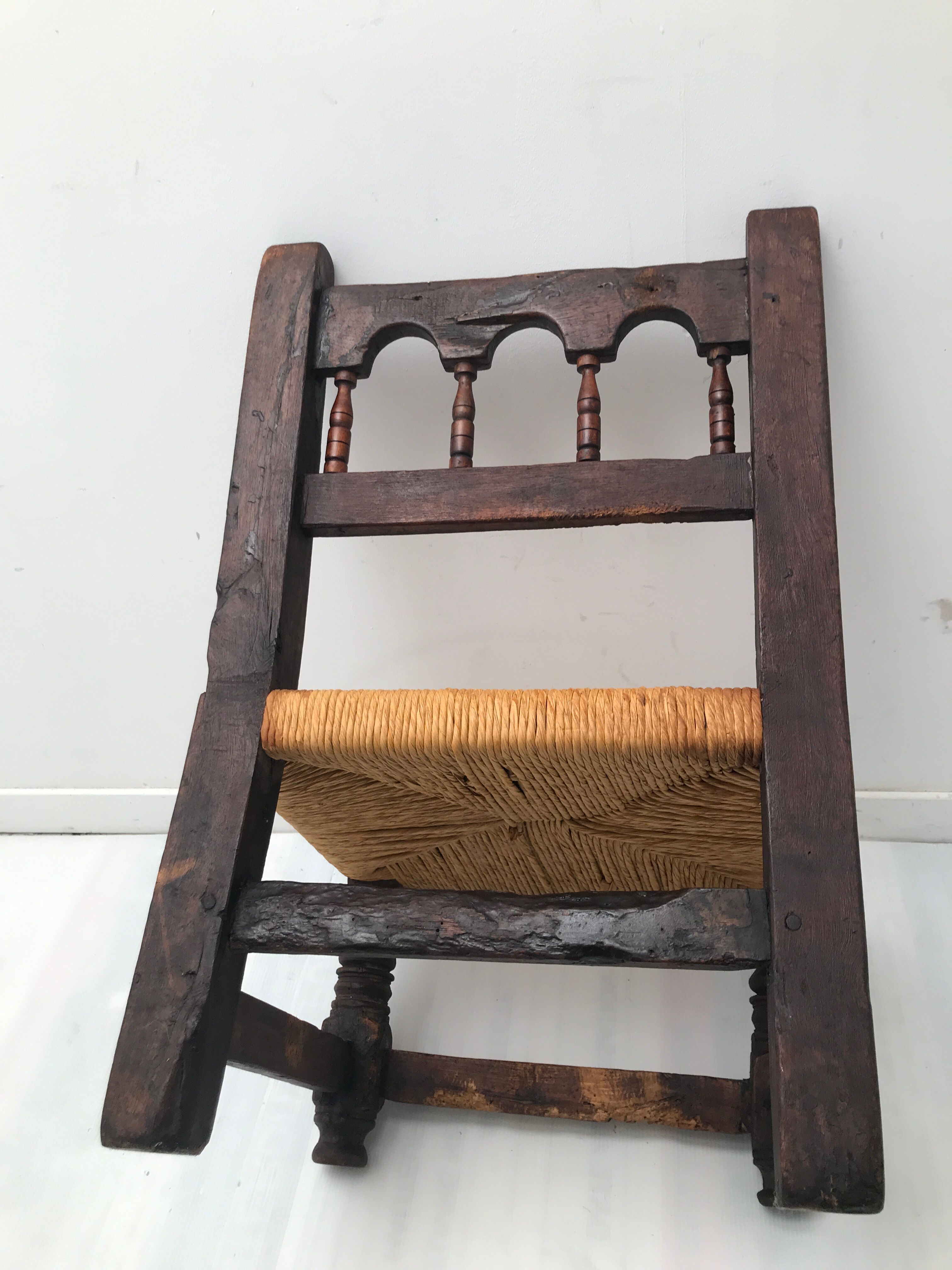 Vintage children's straw chair 70
