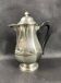 Cafetière en métal argenté, forme Louis XVI
