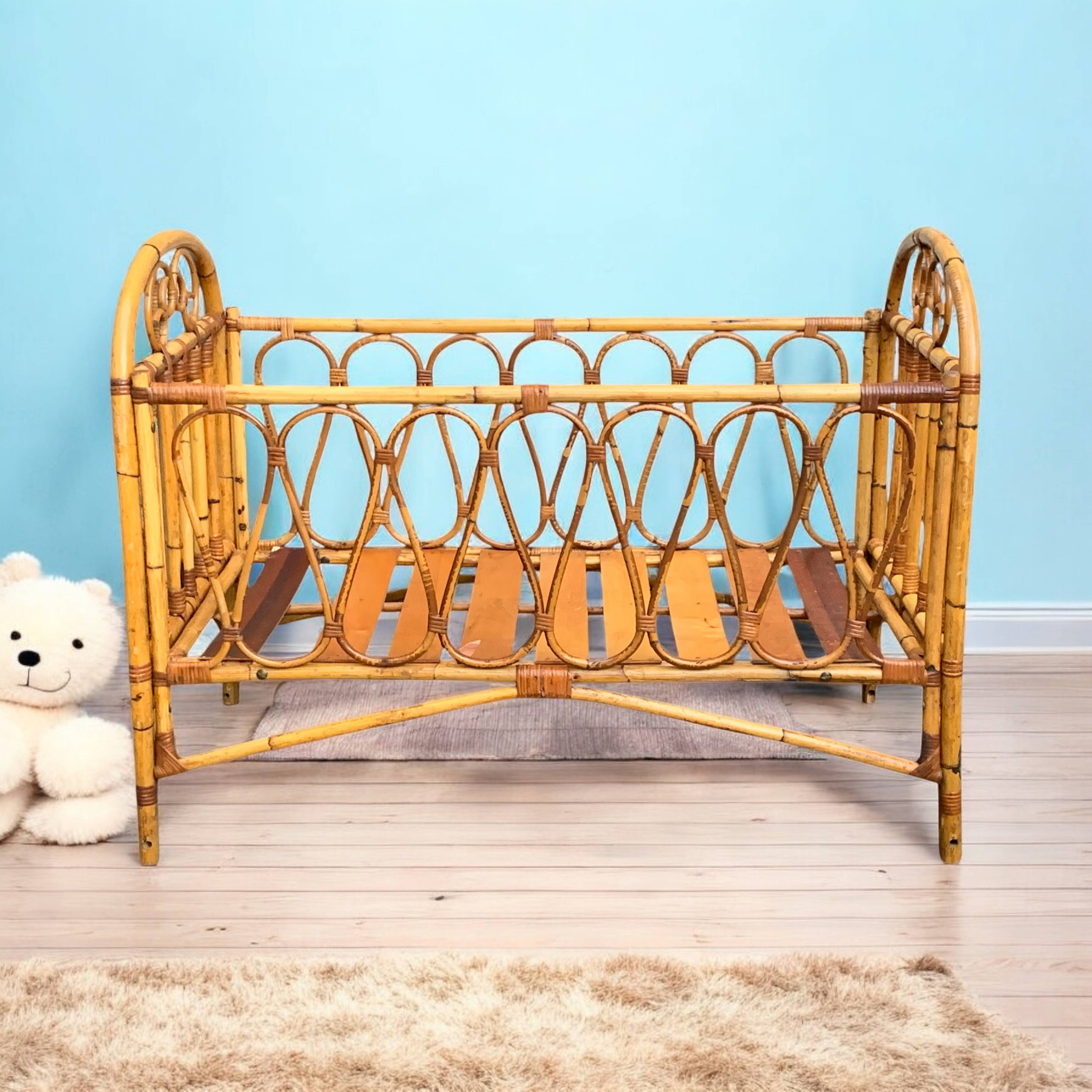 Vintage rattan baby bed 1960