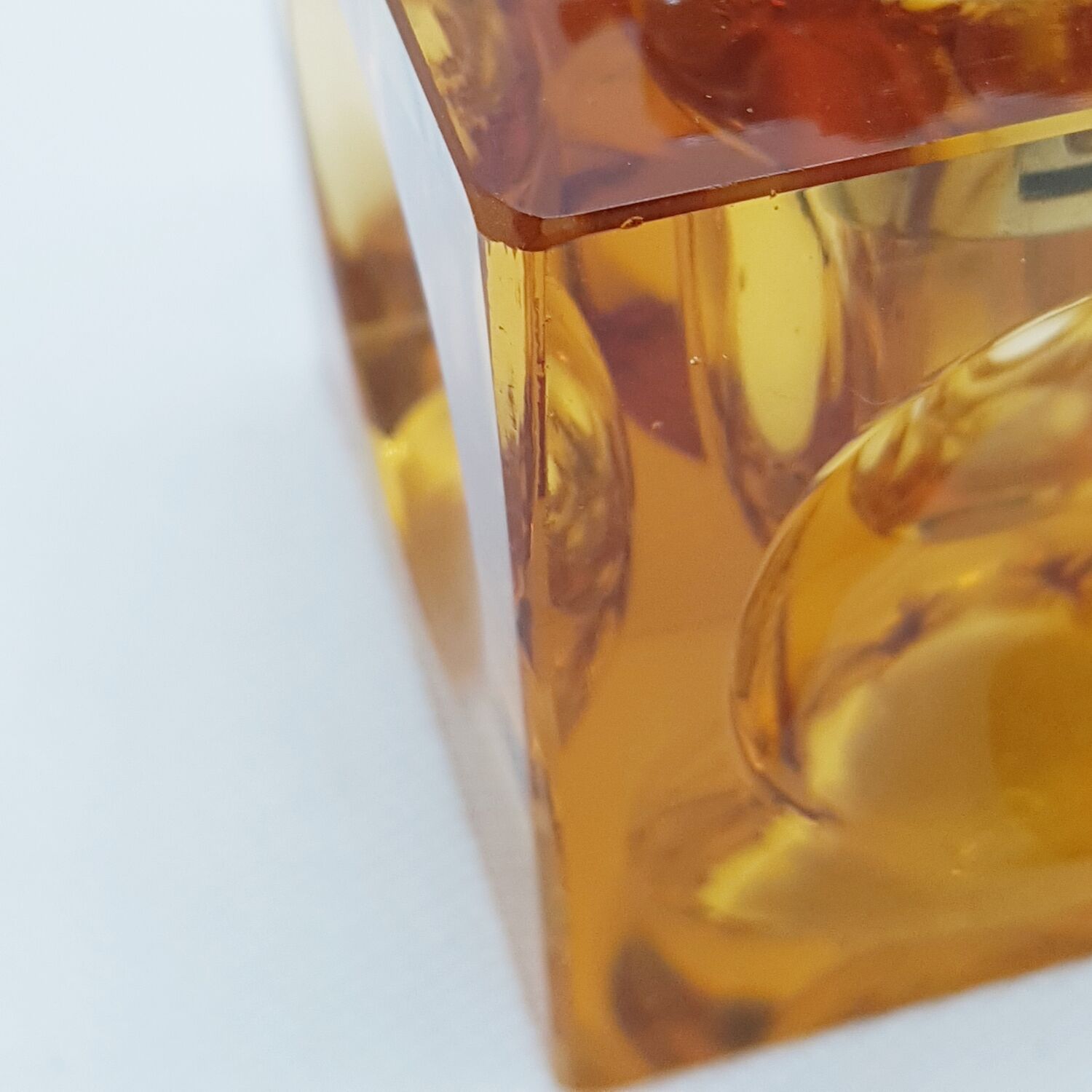 Cube prism glass lighter