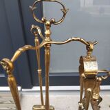 Brass fireplace set and its two andirons