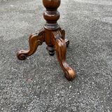 Table d’appoint ancienne en bois sculpté – Plateau marqueté