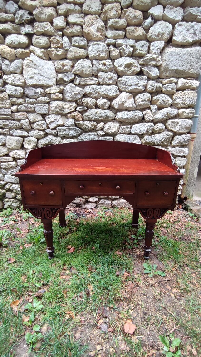 Bureau a caissons style colonial anglais