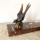 Greenhouse books marble and regulates birds