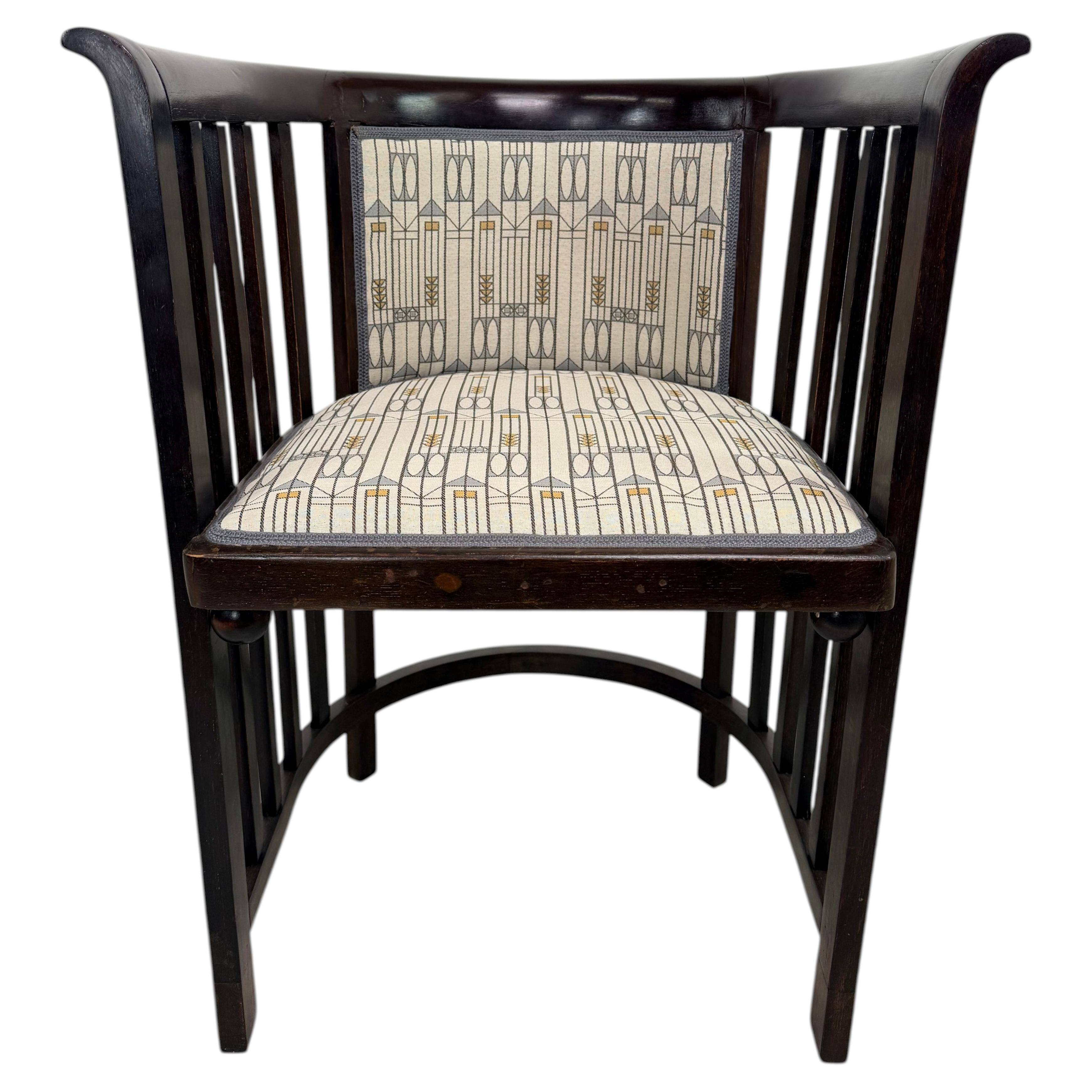 Fledermaus armchair no. 423 by Josef Hoffmann