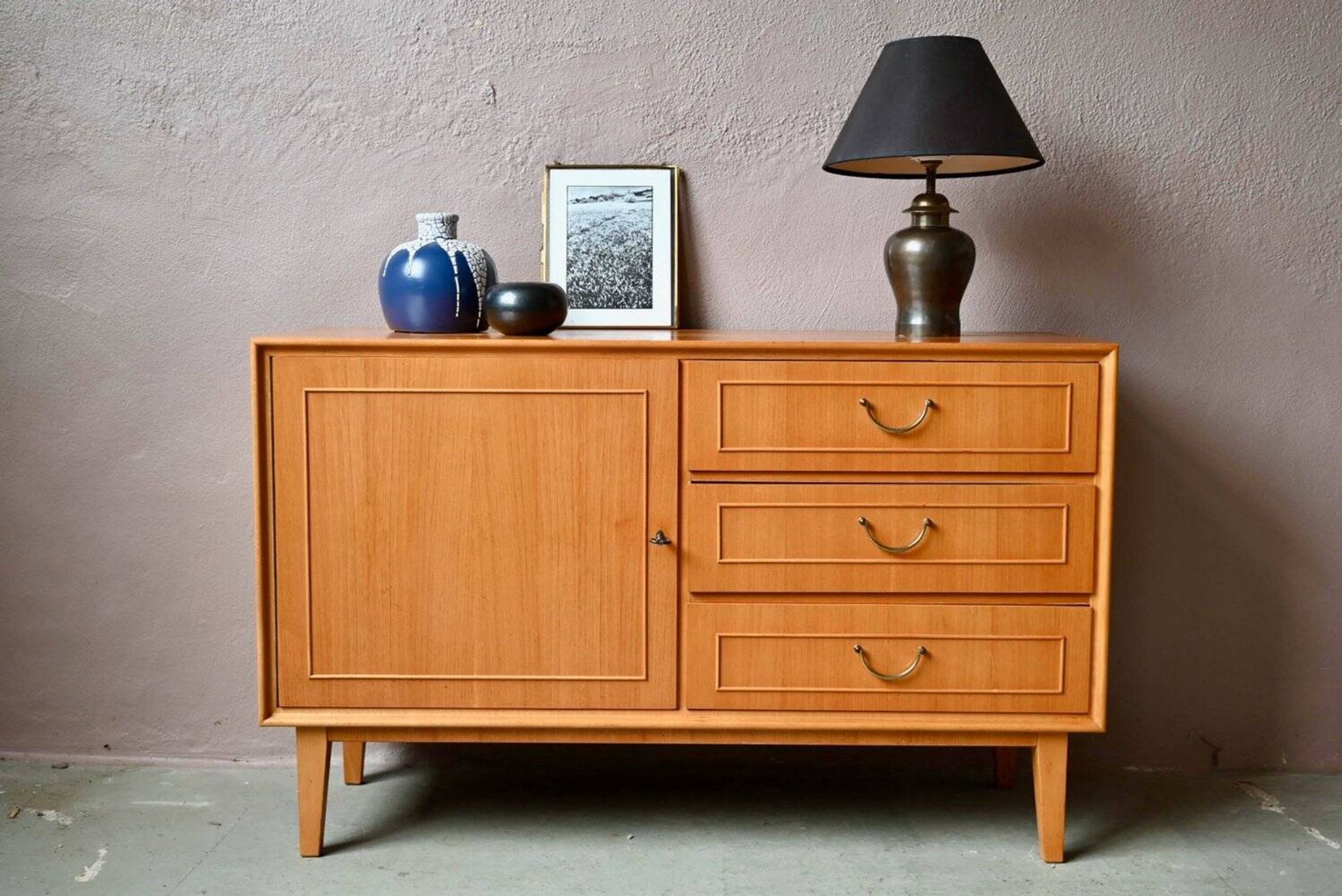 Petit buffet bahut scandinave années 50-60 chêne blond