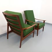 Pair of vintage Scandinavian armchairs in teak and green fabric from the 1960s.