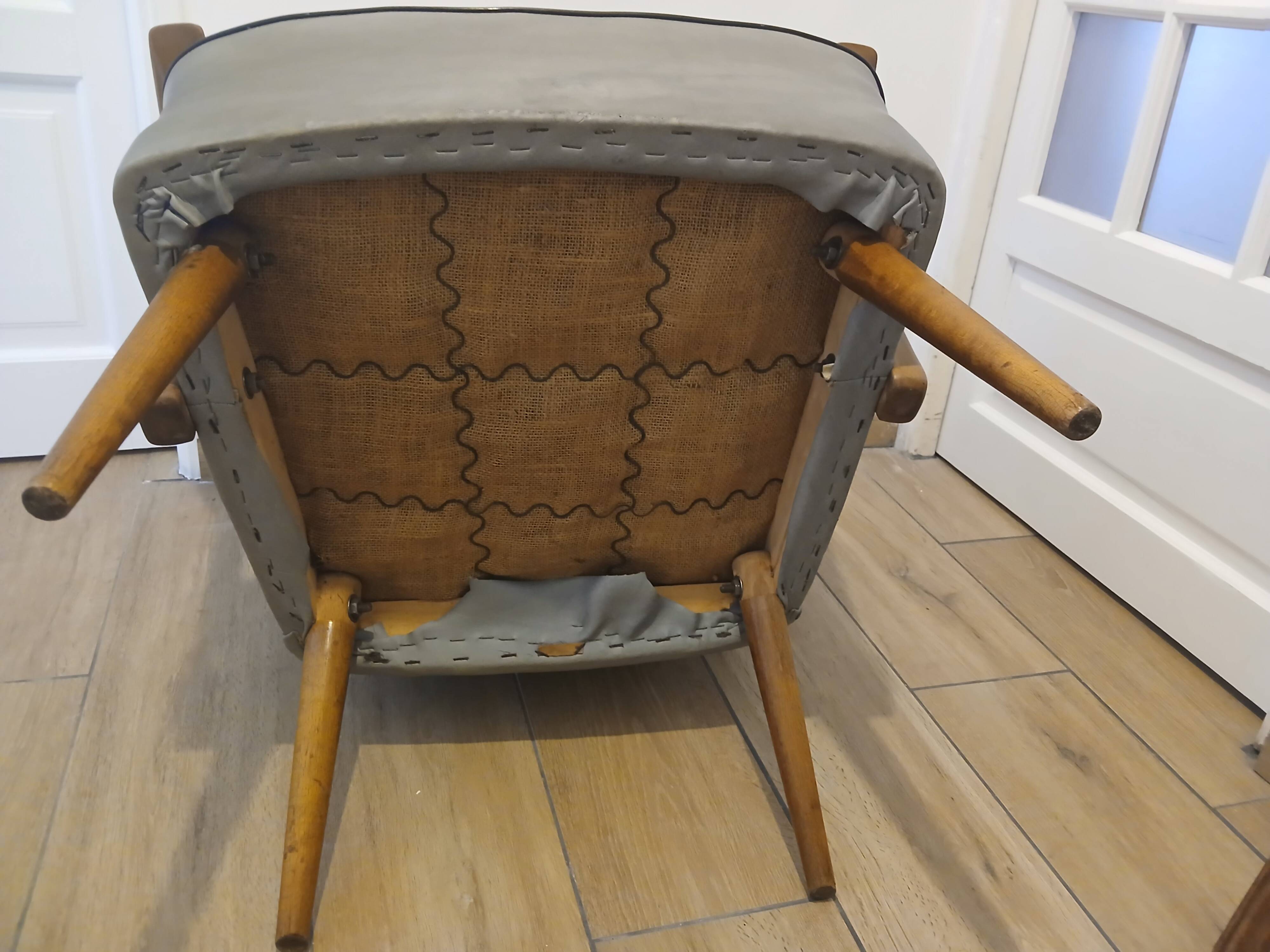 Mid-century cocktail chair
