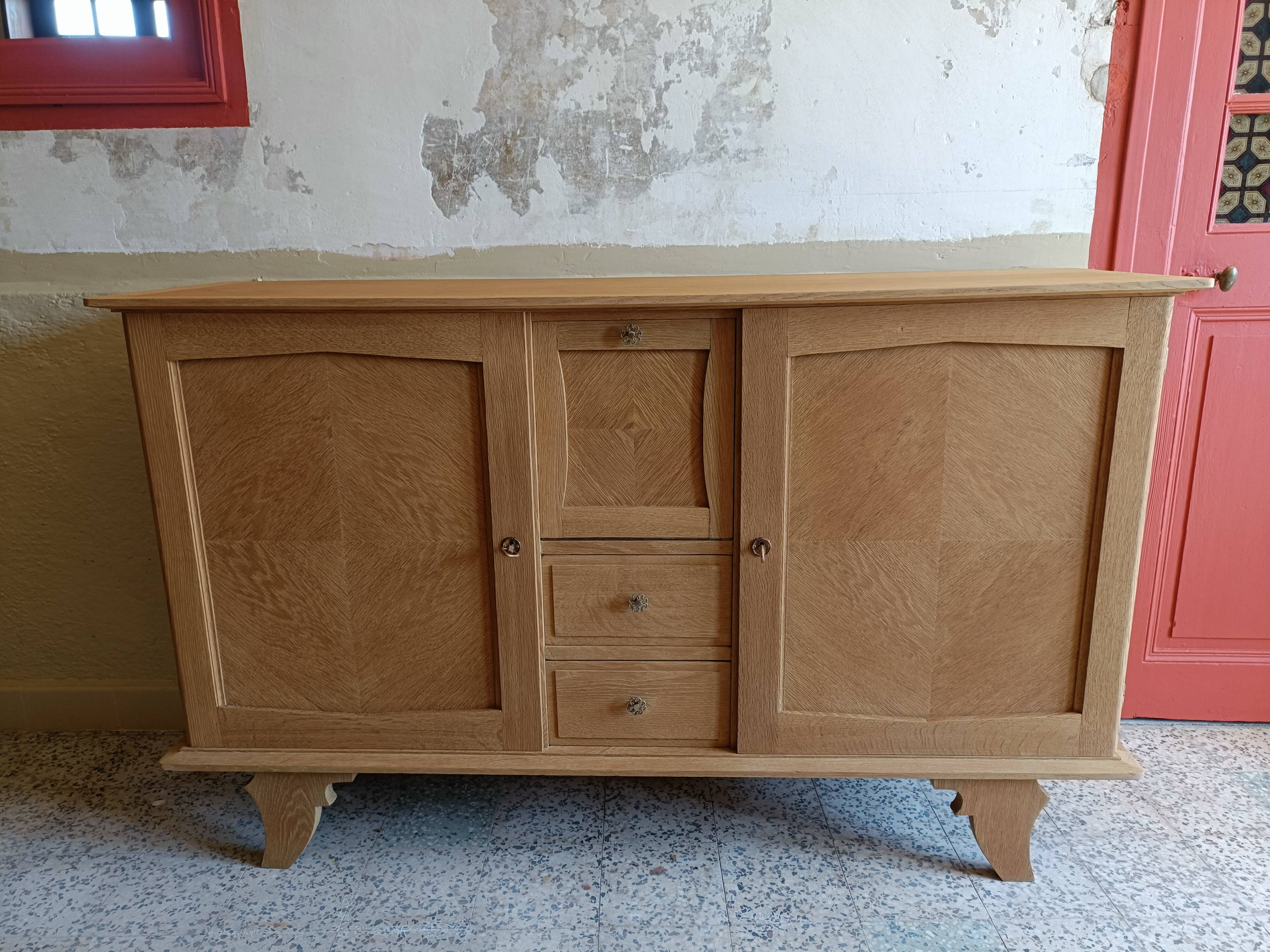 Enfilade 50/60 in solid oak and marquetry.