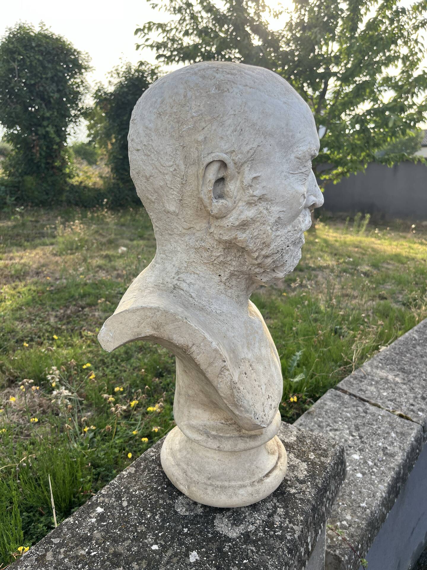 Buste ancien en plâtre, début XXeme