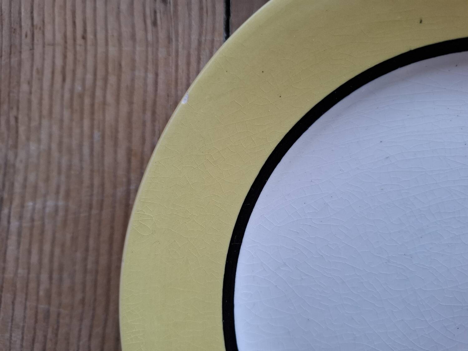 7 vintage l'amandinoise dessert plates