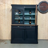 Dresser two black bodies