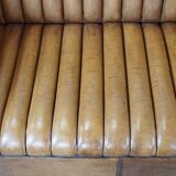Art Deco design 2.5-seater sheep leather sofa