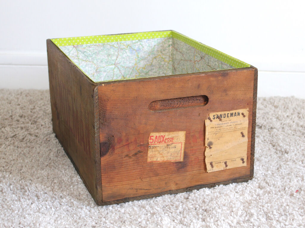 Sandeman wooden crate