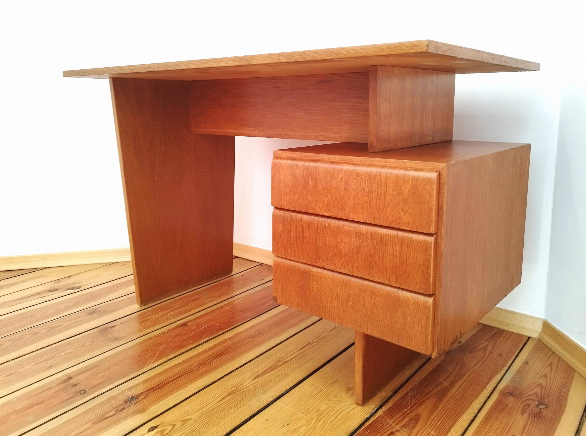 Bureau d'Up Zavody, Ancienne Tchécoslovaquie, 1960