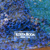 Vase en forme de flacon en verre soufflé de Bertil Valien pour Kosta Boda. Suède 1980