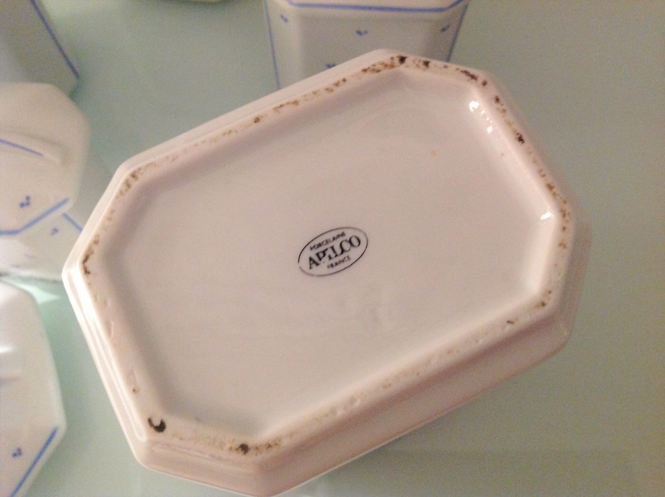 Suite of five Apilco porcelain spice jars / vintage 70s