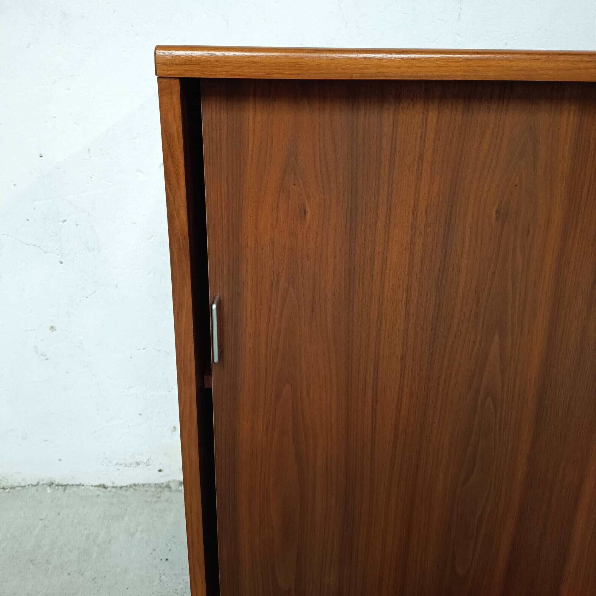 Meuble moderniste 2 portes coulissantes, 1960