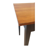 Minimalist kitchen table