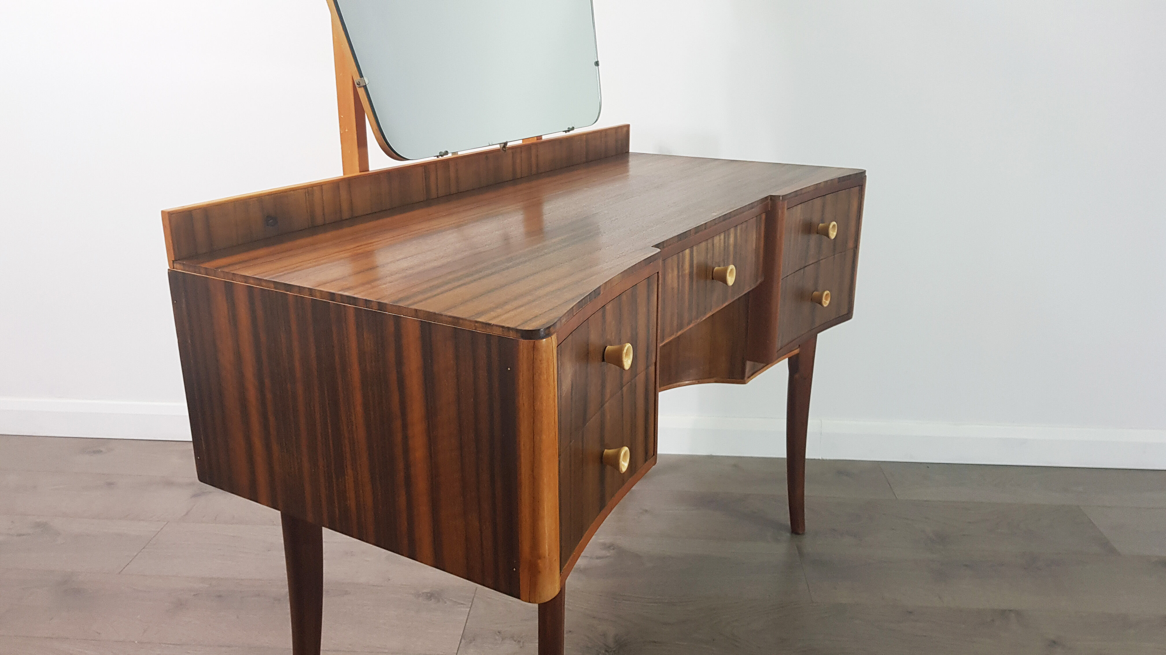 Dressing Table with Mirror by Neil Morris for Morris of Glasgow, 1950s