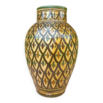 Retro ceramic vase