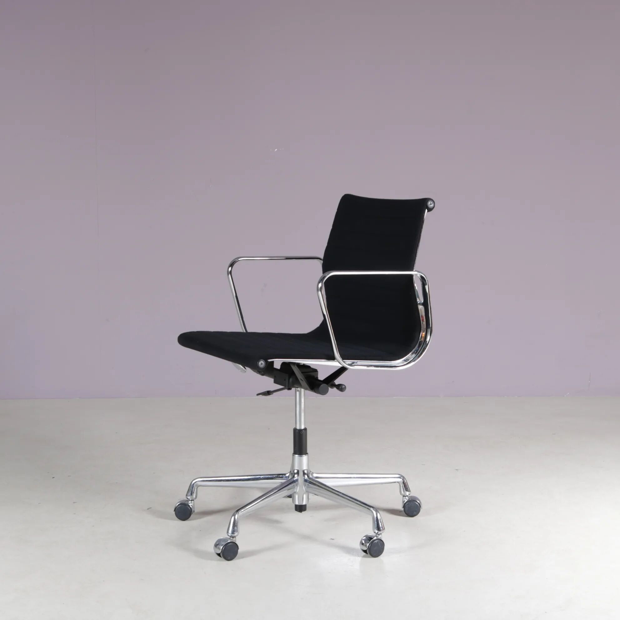 2000s “EA118” chair by Charles & Ray Eames for Vitra, Germany