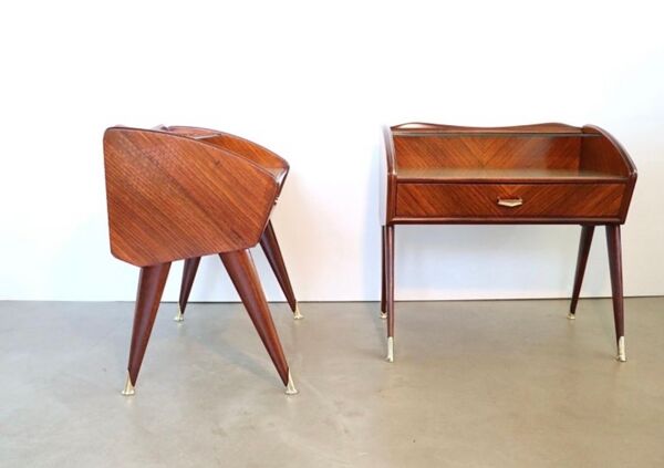 Paire de tables de chevet italiennes des années 1950