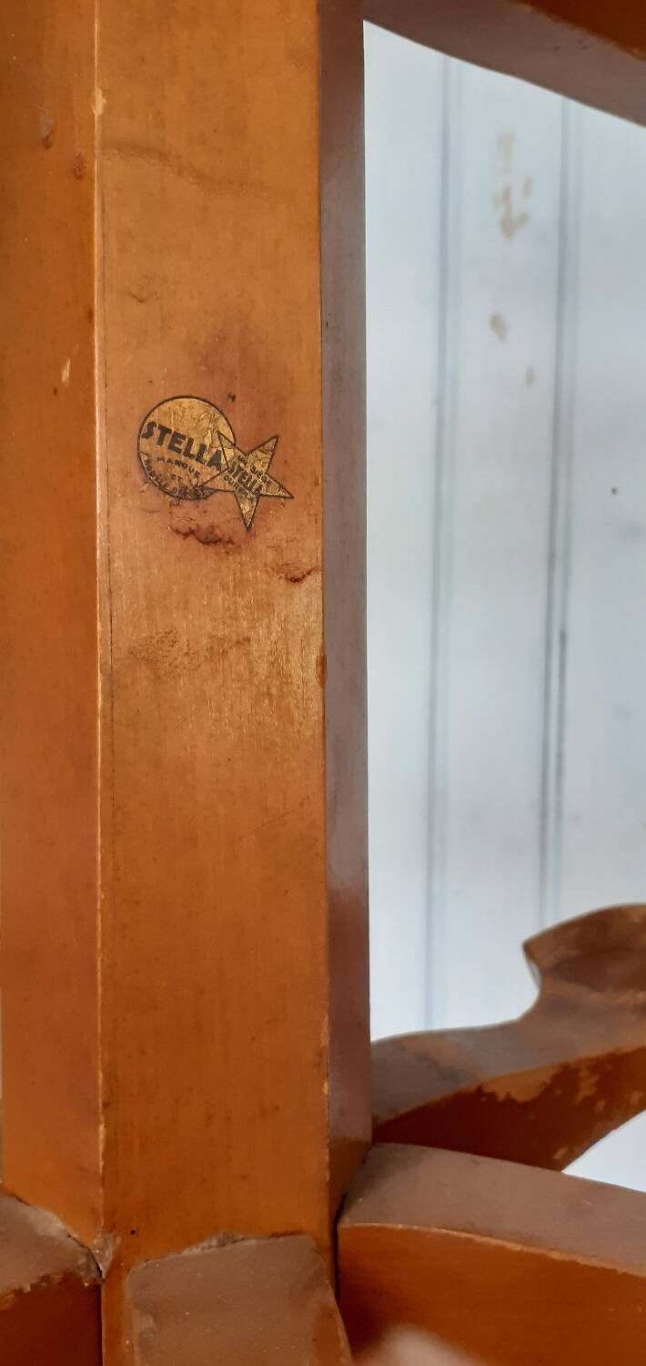 Stella coat rack.