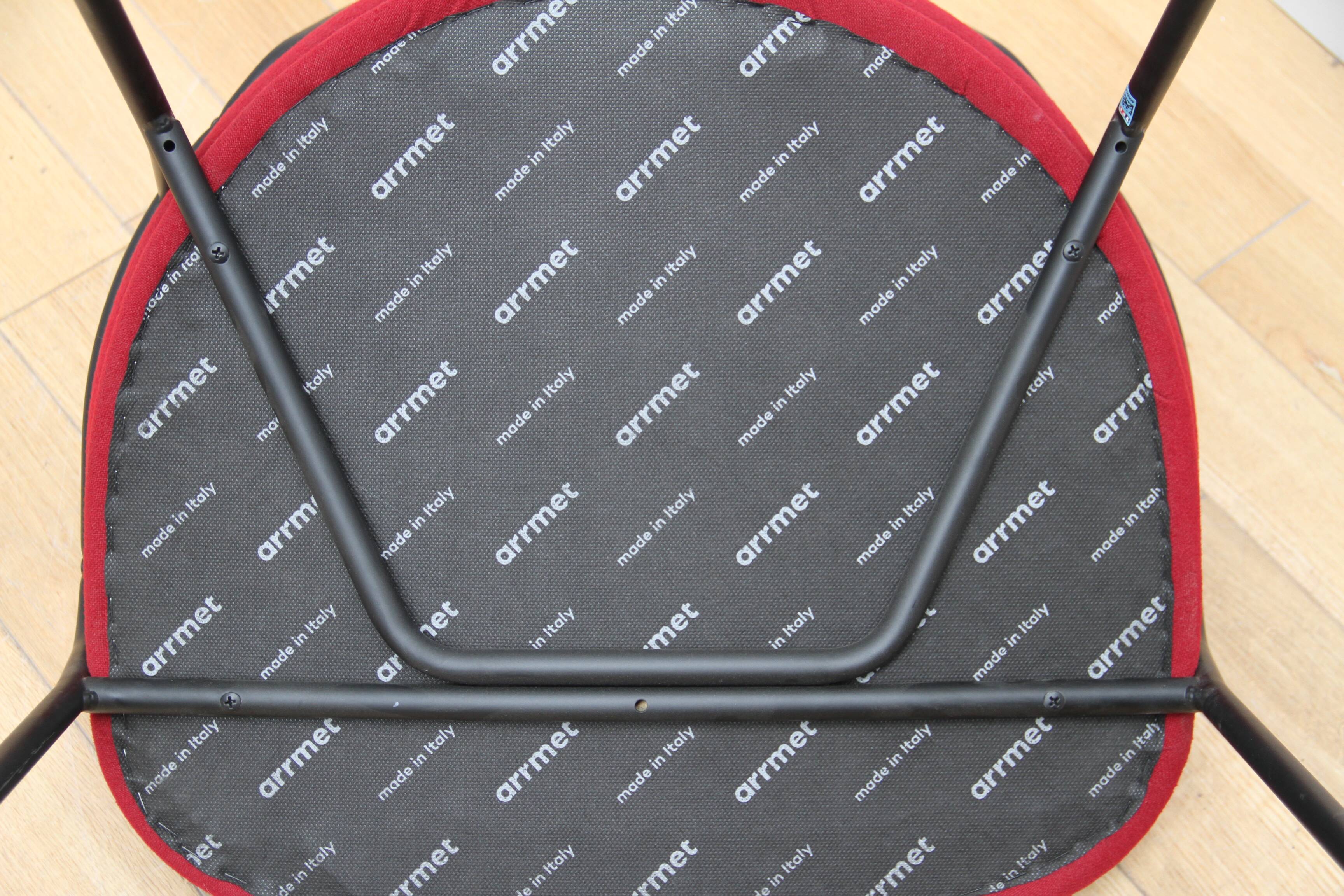 Chaise design "Strike chair", Armet