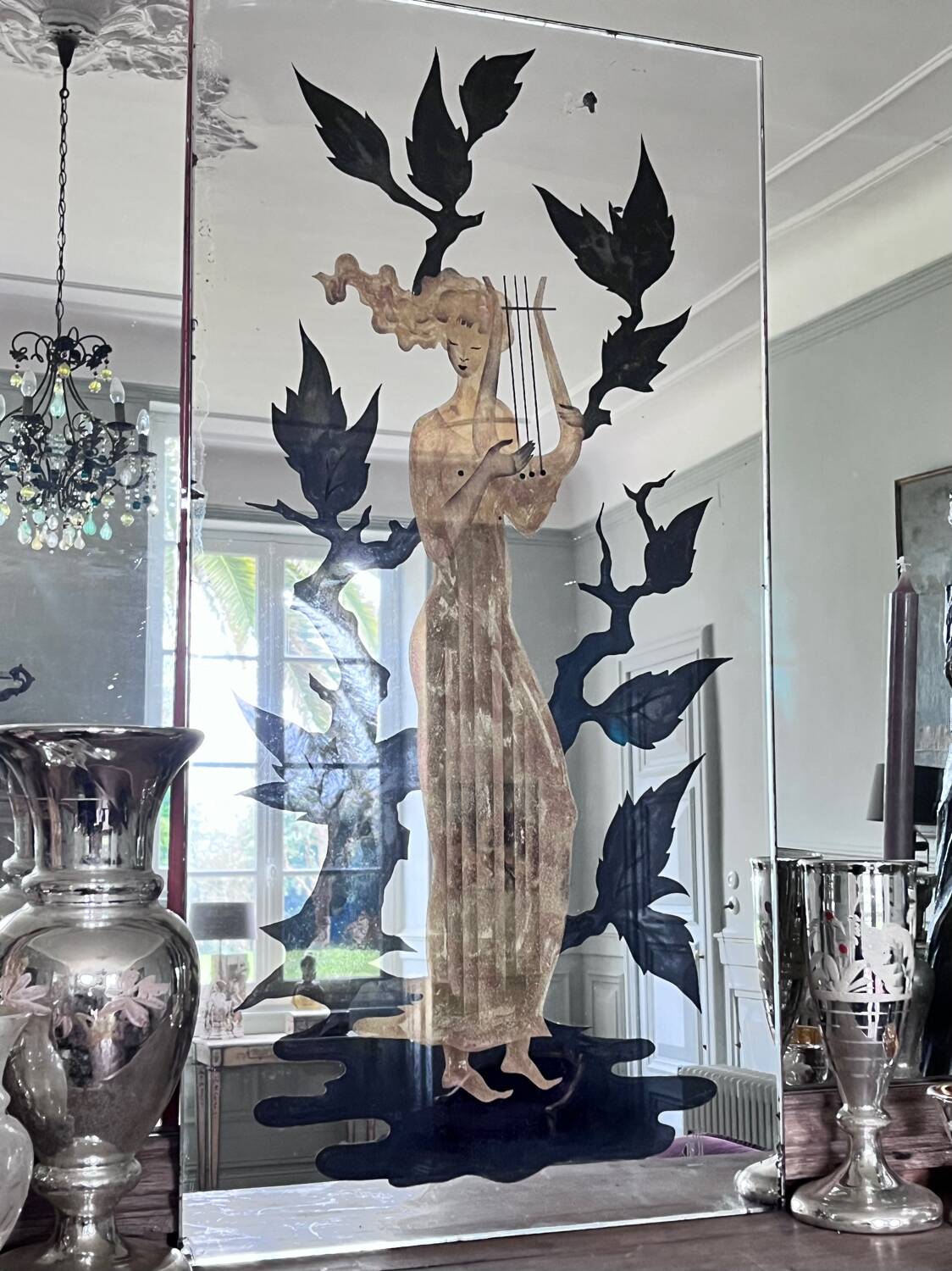 Miroir en verre églomisé