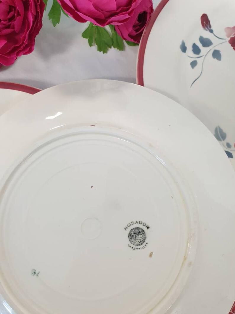 6 assiettes plates anciennes modèle "Rosador" de la manufacture française de Badonviller