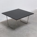 Rare 'Bachelor' coffee table by Verner Panton for Fritz Hansen, 1950s