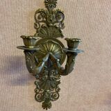 Paire d'appliques en bronze doré, 2 feux, de style Restauration.